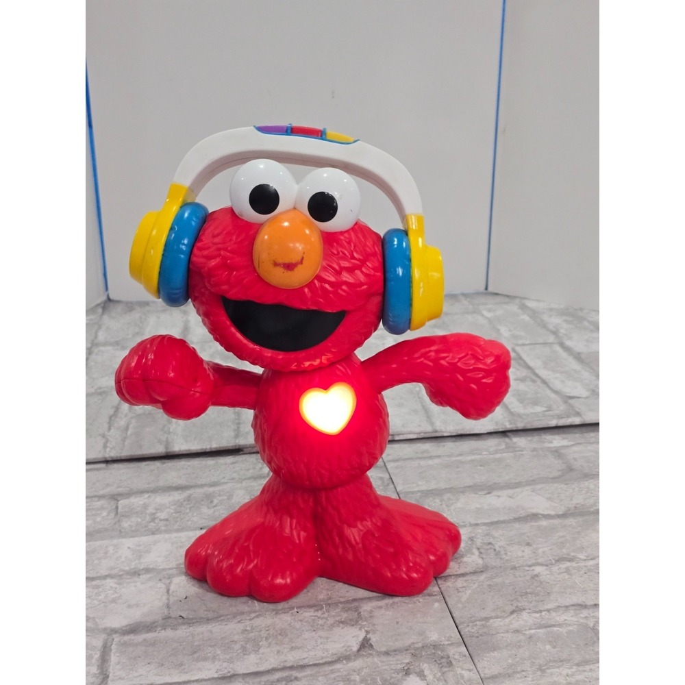 Sesame Street Let's Dance Musical Elmo Sings Dances Lights VIDEO